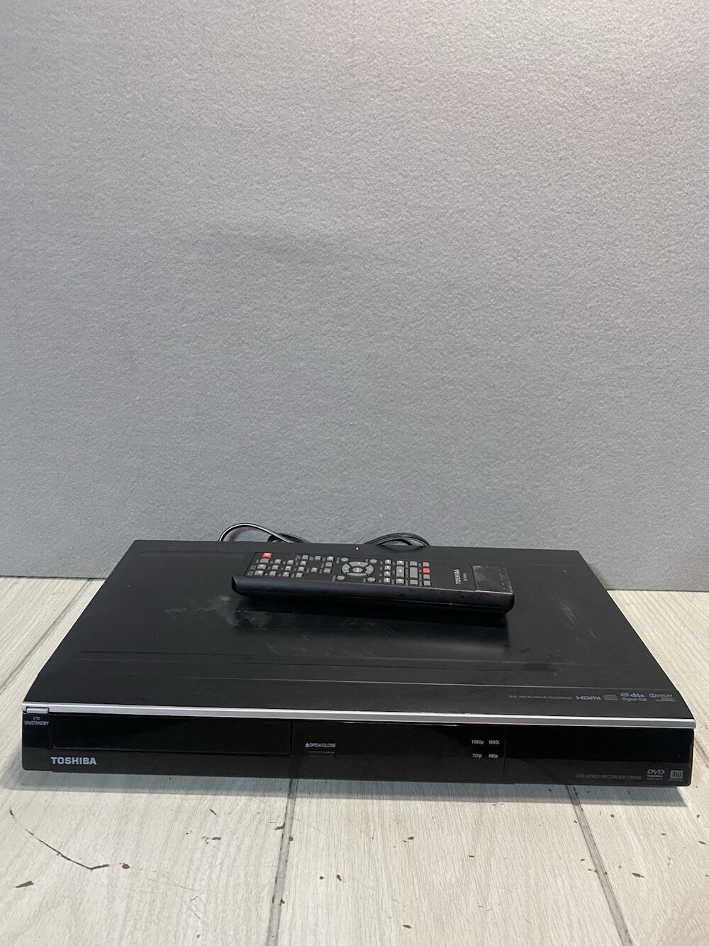 Toshiba DR430KU DVD Recorder -RW/-R/+RW/+R WITH Remote